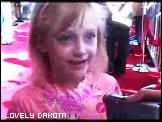 lovely-dakota-premiere-2003-03-08-05.jpg