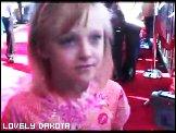 lovely-dakota-premiere-2003-03-08-07.jpg