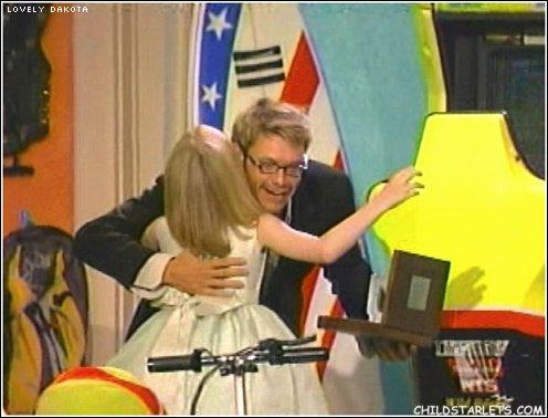 lovely-dakota-family-television-awards-2003-08-14-23.jpg