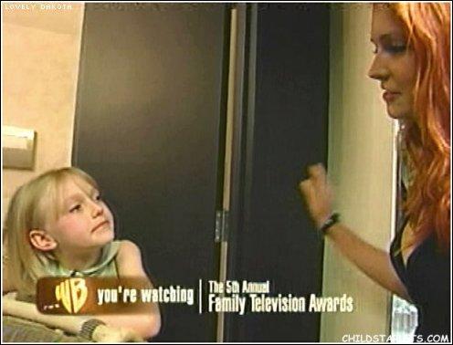 lovely-dakota-family-television-awards-2003-08-14-29.jpg