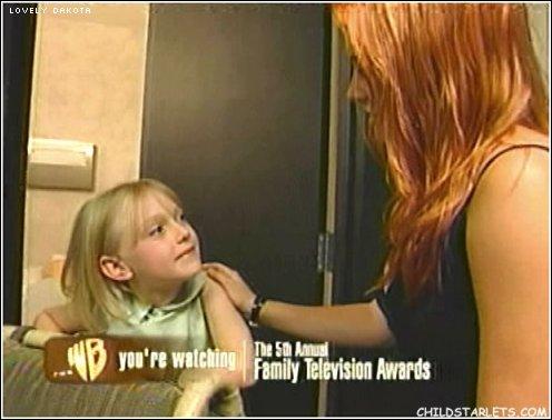 lovely-dakota-family-television-awards-2003-08-14-30.jpg