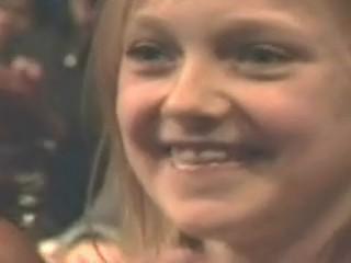 lovely-dakota-mtv-show-2005-06-04-13.jpg