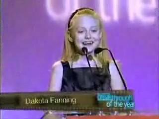lovely-dakota-breakthrough-awards-2005-12-04-054.jpg