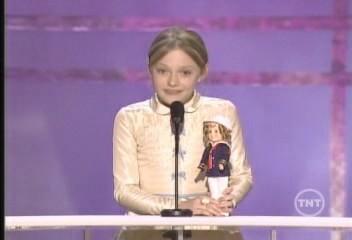 lovely-dakota-sag-awards-2006-01-29-031.jpg