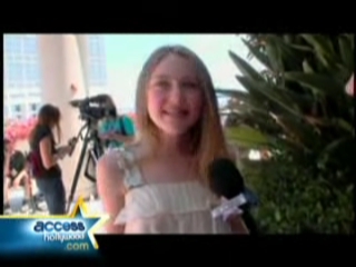 lovely-dakota-san-diego-comic-con-2008-07-24-37.jpeg
