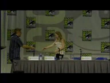 lovely-dakota-san-diego-comic-con-2008-07-24-002.jpg