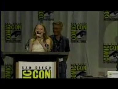 lovely-dakota-san-diego-comic-con-2008-07-24-010.jpg