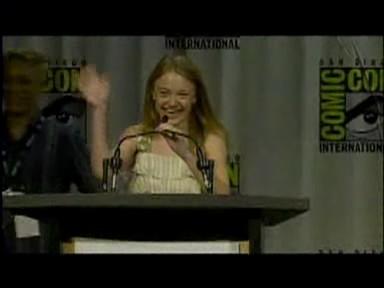 lovely-dakota-san-diego-comic-con-2008-07-24-014.jpg
