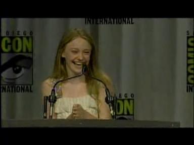 lovely-dakota-san-diego-comic-con-2008-07-24-019.jpg