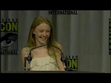 lovely-dakota-san-diego-comic-con-2008-07-24-020.jpg