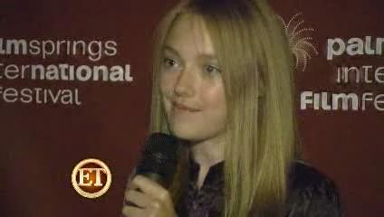 lovely-dakota-palm-springs-film-festival-2008-10-14-08.jpg