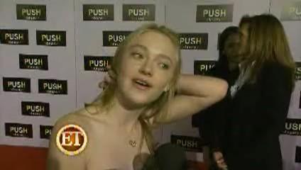 lovely-dakota-push-premiere-2009-01-29-21.jpg