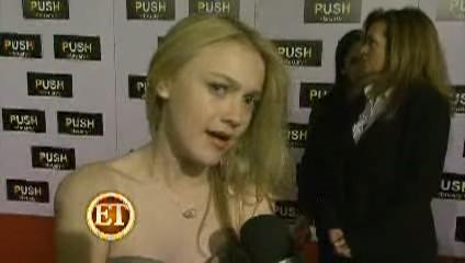 lovely-dakota-push-premiere-2009-01-29-23.jpg