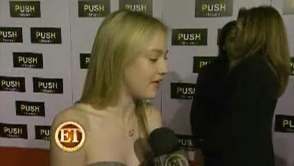 lovely-dakota-push-premiere-2009-01-29-27.jpg
