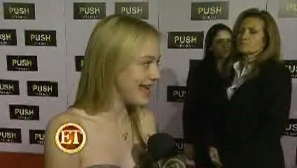 lovely-dakota-push-premiere-2009-01-29-28.jpg