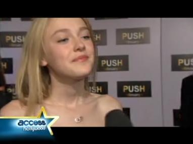 lovely-dakota-push-premiere-2009-01-29-02.jpg