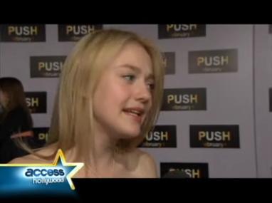 lovely-dakota-push-premiere-2009-01-29-06.jpg
