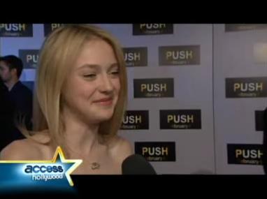 lovely-dakota-push-premiere-2009-01-29-22.jpg