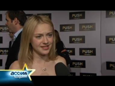 lovely-dakota-push-premiere-2009-01-29-47.jpg