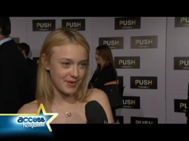lovely-dakota-push-premiere-2009-01-29-53.jpg