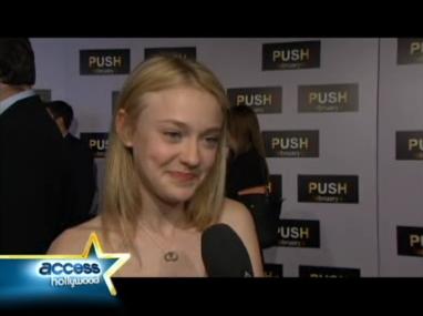 lovely-dakota-push-premiere-2009-01-29-54.jpg