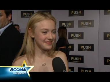 lovely-dakota-push-premiere-2009-01-29-56.jpg