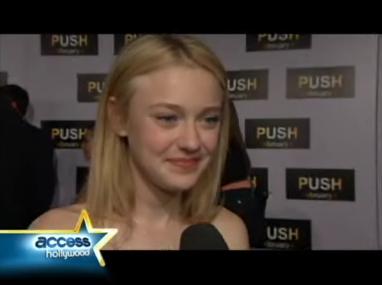 lovely-dakota-push-premiere-2009-01-29-59.jpg