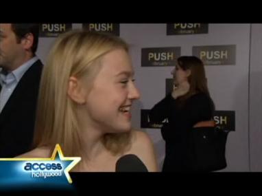 lovely-dakota-push-premiere-2009-01-29-69.jpg