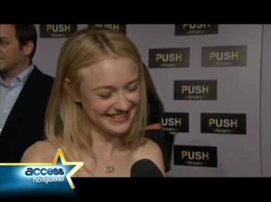 lovely-dakota-push-premiere-2009-01-29-72.jpg