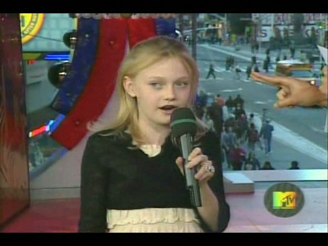 lovely-dakota-trl-101705-049.jpg