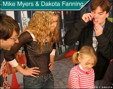 lovely-dakota-u-pick-live-111903-p02.jpg